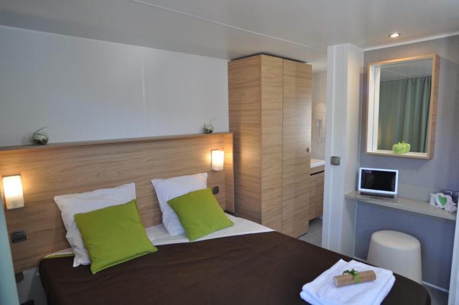 Hotel Camping Le Mas Des Sedaries Villefort  Exterior foto